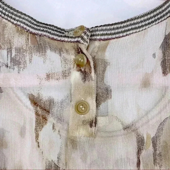 St. John Silk Watercolor Top Size Small​​ - Picture 9 of 12